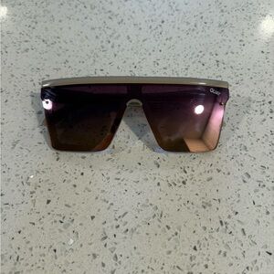 Quay Hindsight Sunglasses